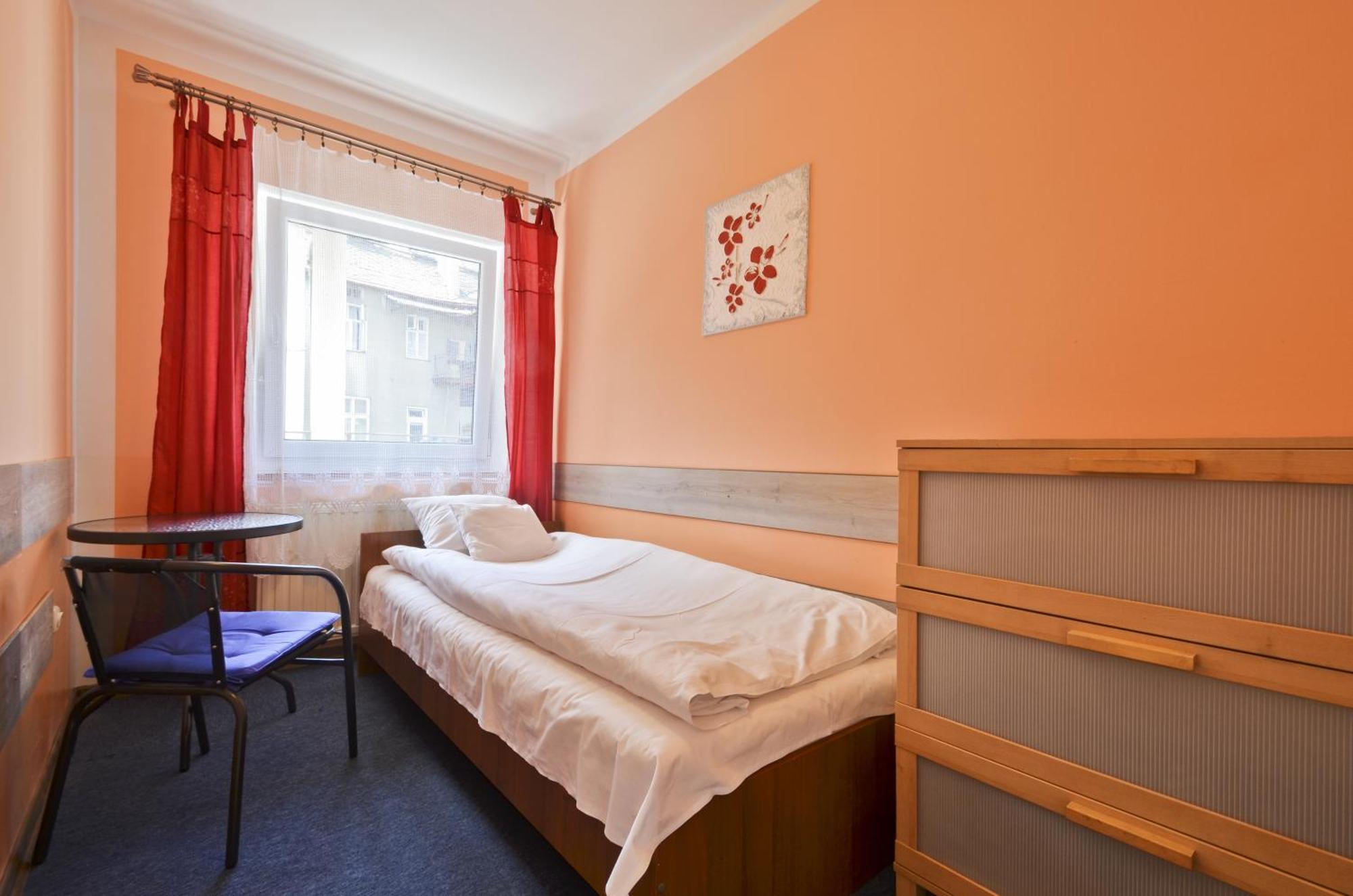 Red Carpet Hostel Kraków Værelse billede