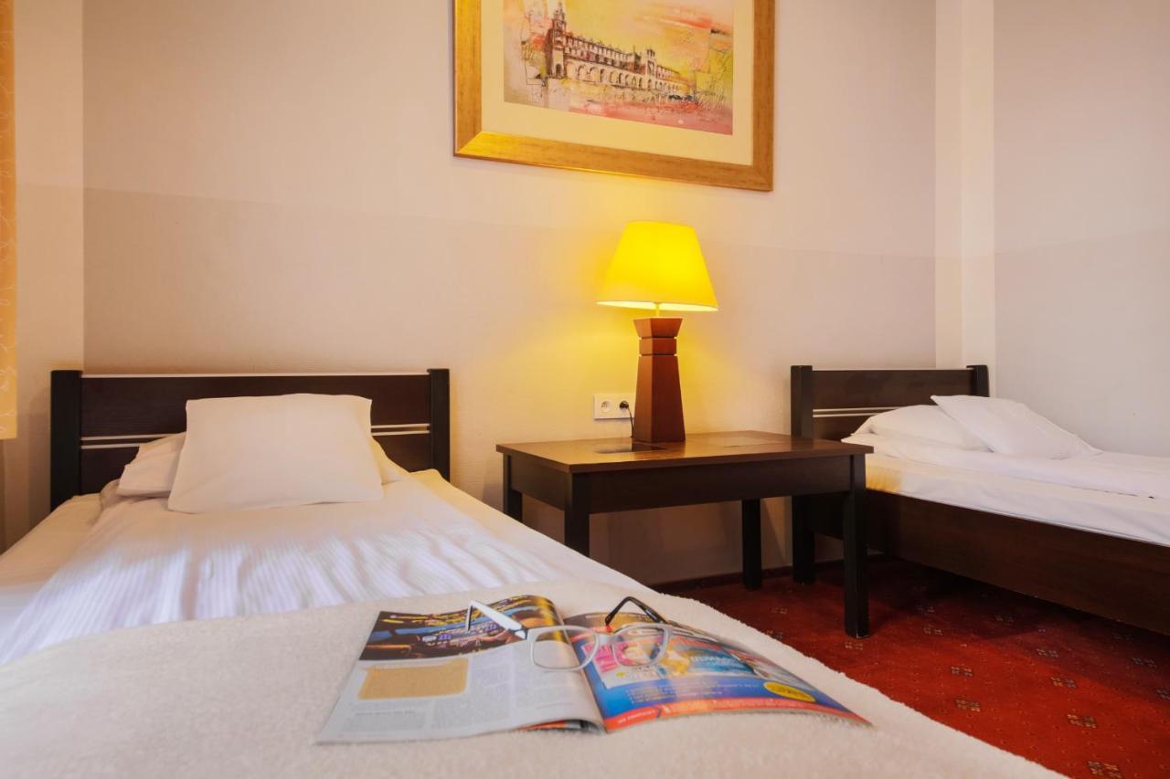 Red Carpet Hostel Kraków Eksteriør billede