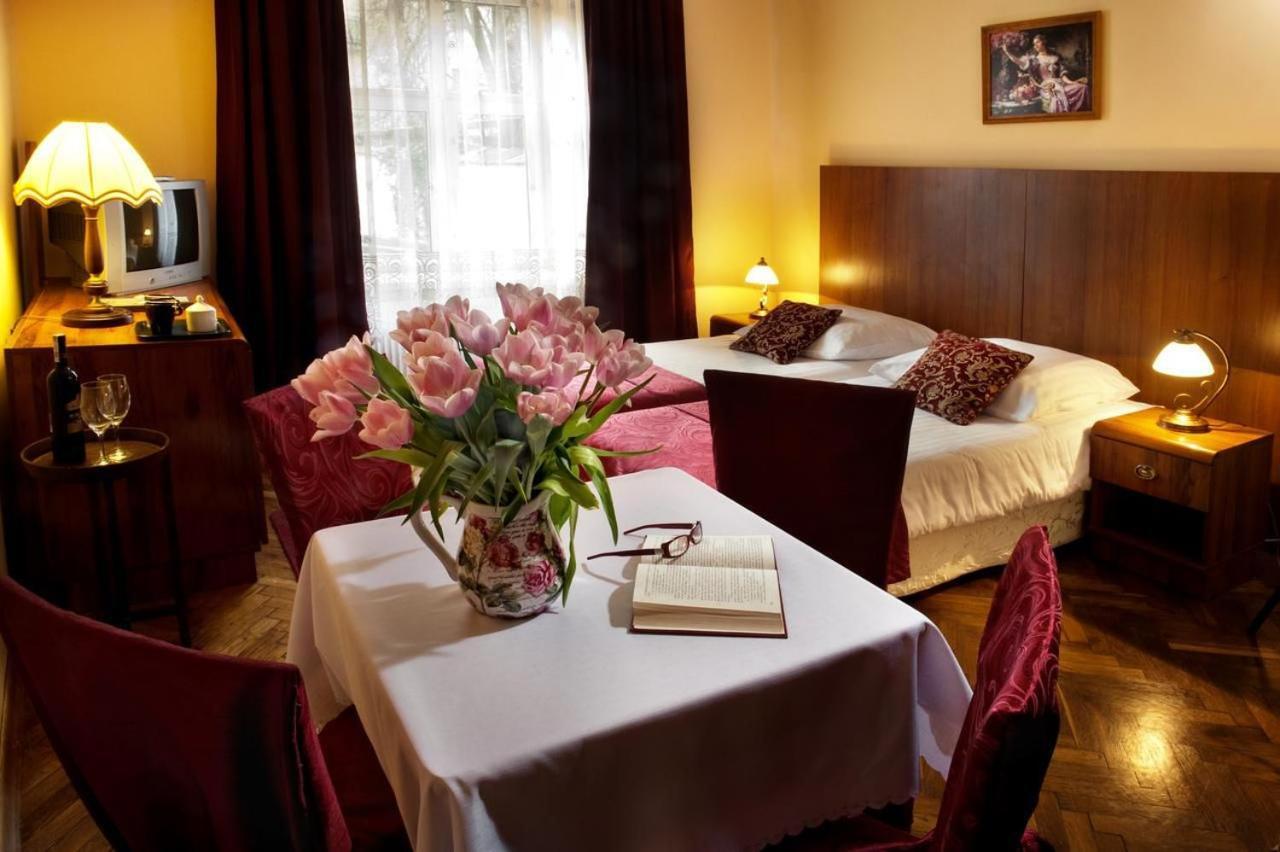 Red Carpet Hostel Kraków Eksteriør billede